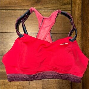 Brooks Juno sports bra size 34D in a pink/red color with gray strap
